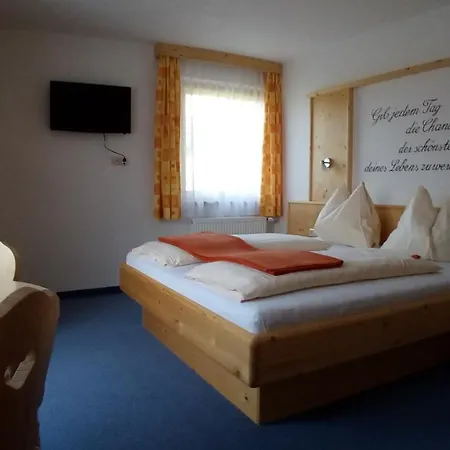 Oda ve Kahvaltı Gaestehaus Puerstl-kocher